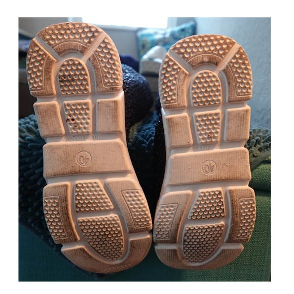 Over The Knee Sparkle Sneaker Boot - Picture 3 of 3